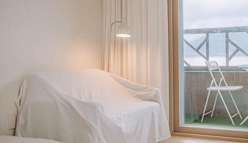 Chambre (203)