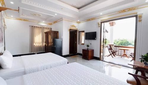 Chambre Familiale (with 2 big beds)