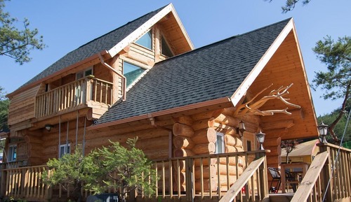 Suite (6 Person Suite House)