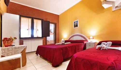 Chambre Triple Familiale, salle de bains attenante