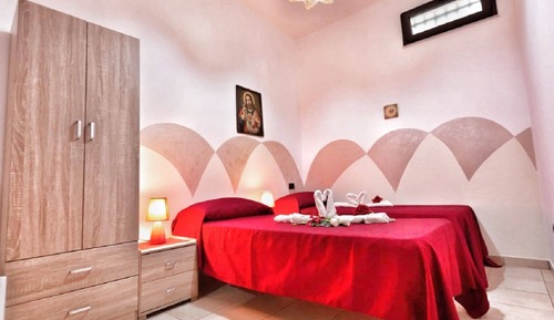 Chambre Économique avec lits jumeaux, salle de bains commune (Luna)