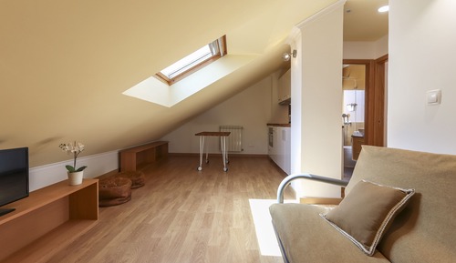 Chambre Double, salle de bains commune (Warm Sunset Chill 1)
