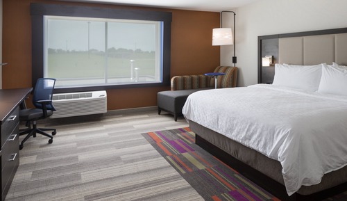 Chambre Standard, 1 très grand lit, accessible aux personnes à mobilité réduite (Hearing Accessible)