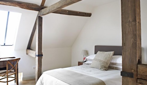 Cottage Romantique, salle de bains attenante, vue jardin (Pear Tree)