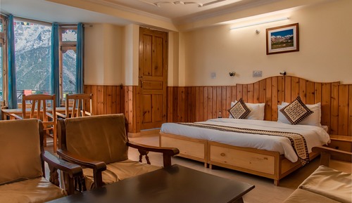 Chambre Classique, balcon, vue montagne