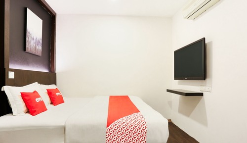 Chambre Double Standard, 1 très grand lit