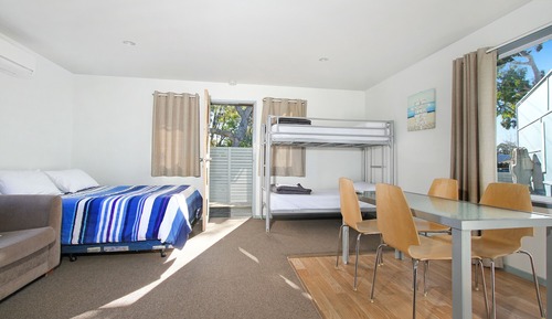 Cabin, Jetted Tub