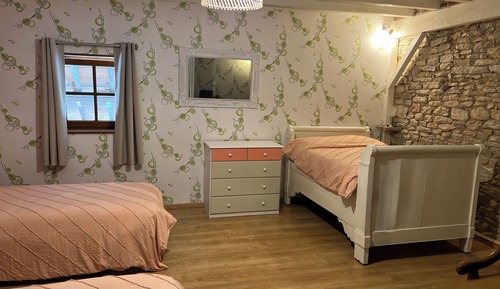 Suite Studio Familiale (Albarine)