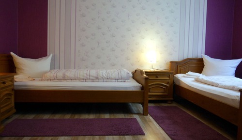 Chambre Standard Double ou avec lits jumeaux, salle de bains privée