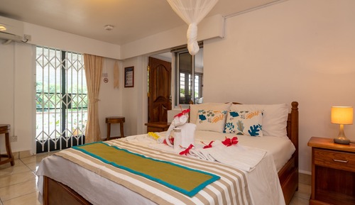 Standard Double Room (Rozanmer)