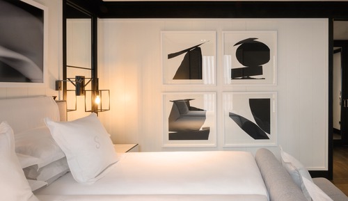 Chambre Standard Double ou avec lits jumeaux (Seventy)