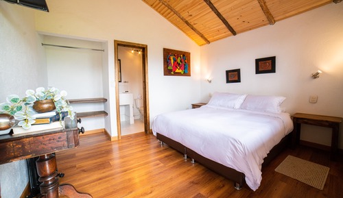 Chambre Double, 1 lit double, vue montagne
