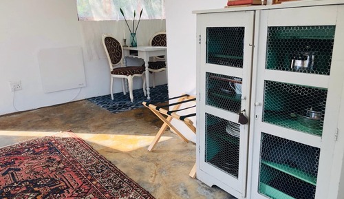 Studio Deluxe