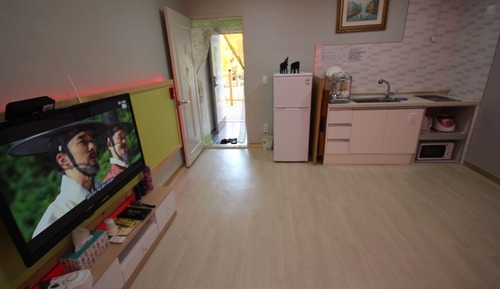 Chambre (Ondol (One Room))