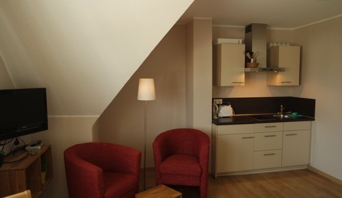 Studio, vue marina, en front de plage