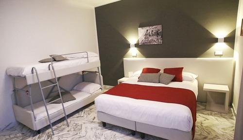 Chambre Quadruple Ville