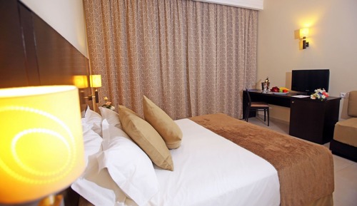 Chambre Double Standard, vue piscine
