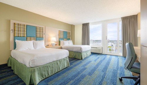 Chambre Deluxe, 2 lits doubles, accessible aux personnes à mobilité réduite, vue ville