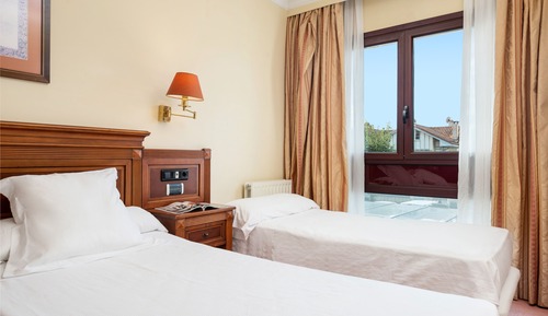 Chambre avec lits jumeaux