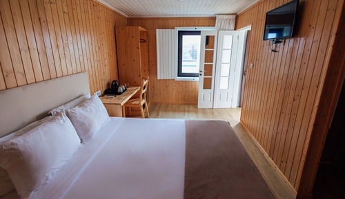 Chambre Classique, vue piscine