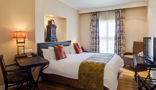 Chambre, 1 très grand lit