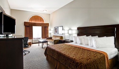 Suite, 1 très grand lit et 1 canapé-lit