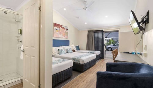 Chambre Deluxe, plusieurs lits, accessible aux personnes à mobilité réduite, coin cuisine