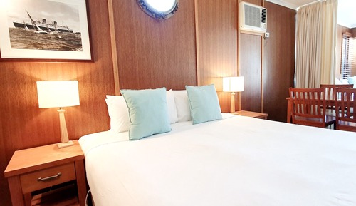 Chambre (Lighthouse Suite Motel)