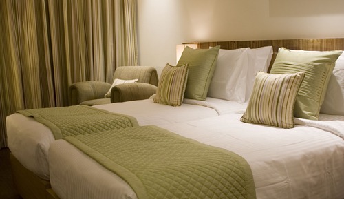 Chambre Standard, 1 grand lit 1 place