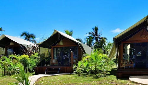 Tente Luxe, 1 grand lit, vue océan, en front de mer
