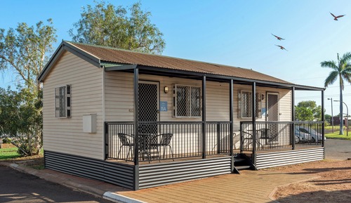 Cabane Standard (Studio  - Queen - Pet Friendly)