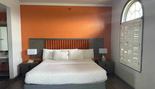 Suite Deluxe, 1 très grand lit, accessible aux personnes à mobilité réduite