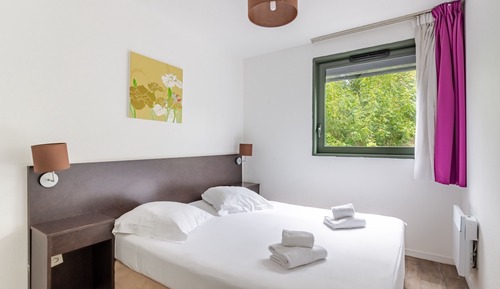 APPARTEMENT (LIT DOUBLE, LITS SIMPLES ET CANAPE-LIT)