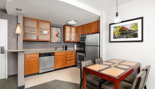 Suite, 1 chambre (Hearing Accessible)