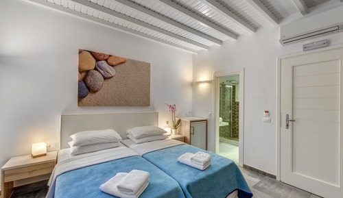 Chambre Supérieure Double ou avec lits jumeaux