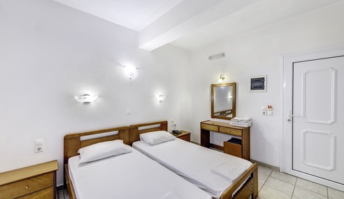 Chambre Standard Double ou avec lits jumeaux