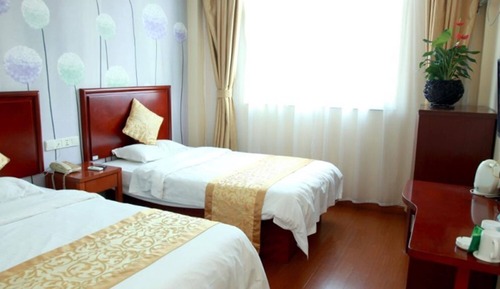 Chambre avec lits jumeaux