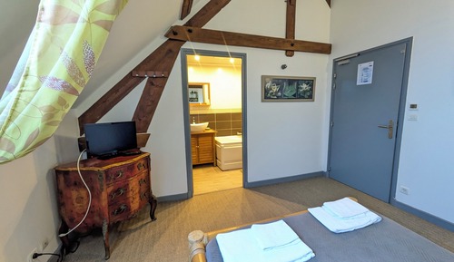 Chambre Zen, gîte, piscine