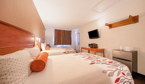 Chambre, 2 grands lits, non-fumeurs