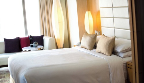 Chambre, 1 très grand lit, non-fumeurs