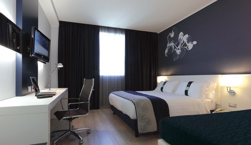 Chambre Standard, 1 grand lit et 1 canapé-lit, non-fumeurs