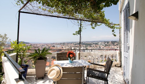 Chambre Triple, terrasse, vue ville