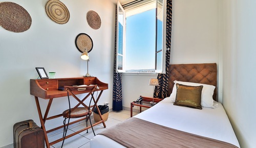 Chambre Simple, vue ville