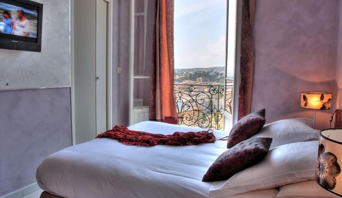 Chambre Double, vue ville