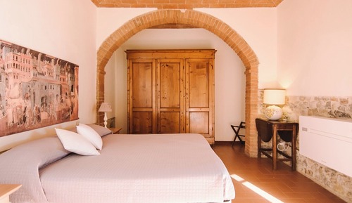 Appartement Deluxe, 1 grand lit, vue colline, rez-de-chaussée