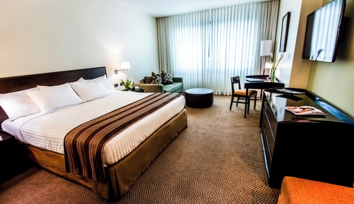 Chambre Classique, vue ville
