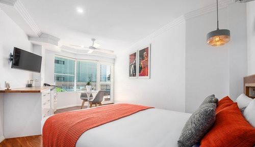Chambre Double Standard, 1 grand lit