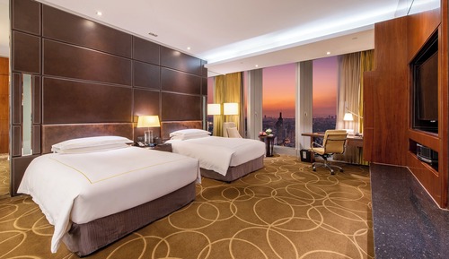 Chambre Classique, 2 lits doubles, vue ville (High Floor)