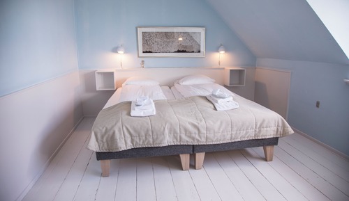 Chambre Double, salle de bains privée