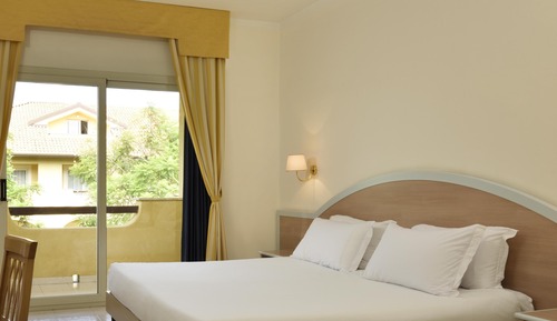 Chambre Confort, balcon, vue jardin